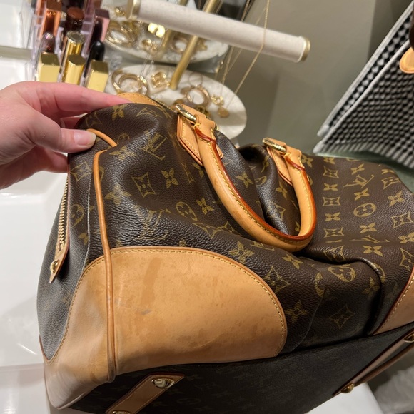 Louis Vuitton Limited Edition Monogram Stephen Boston Bag with Lucite Strap - Picture 9 of 14